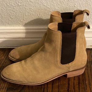 Chelsea Boots